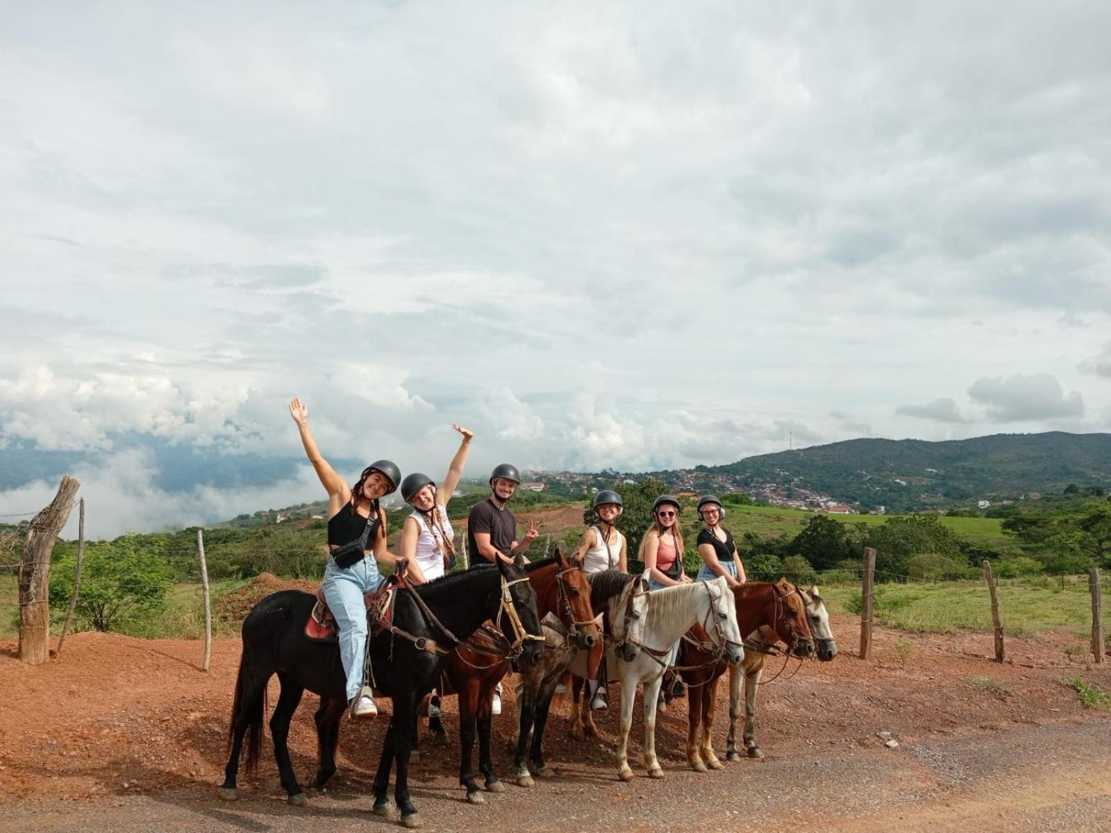 The Best Adventure Hostel ซานกิล ภายนอก รูปภาพ